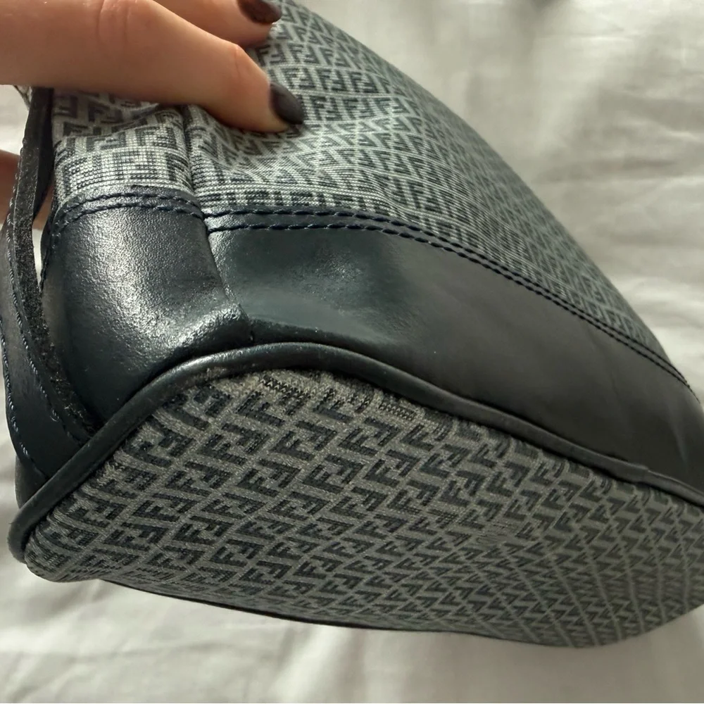 Vintage Fendi Zucca Canvas Shoulder Bag – Blue/Gray Monogram – Made in Italy - Picture 6 of 16